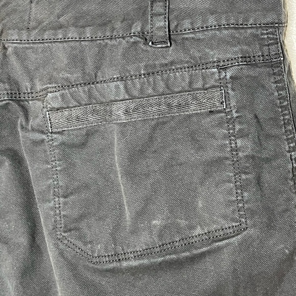 Aventura Shorts - Picture 5 of 6